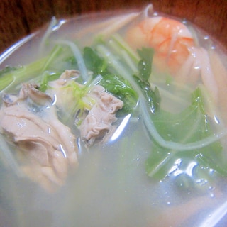 牡蠣と水菜のスープグリル
